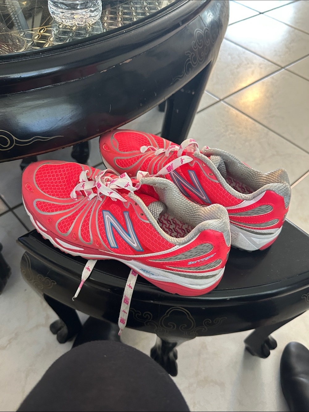 New Balance Women’s Coral Pink Athletic Running Shoes with Gray Accents Susan G